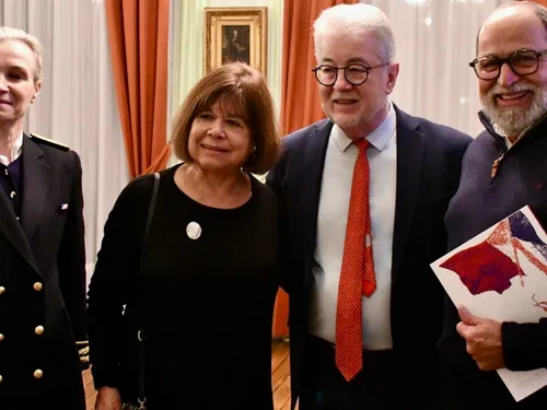 Vervins : cérémonie de remise des décrets de naturalisation