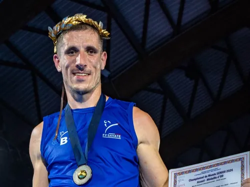 Le Fourmisien Jovan Bienvenu de nouveau champion du monde de savate...