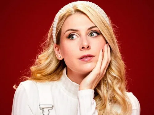 Fourmies : Laura Laune ce soir au Théâtre 