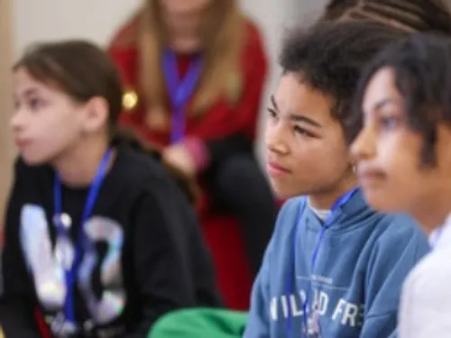 Une tenue unique en école primaire : pour ou contre ?