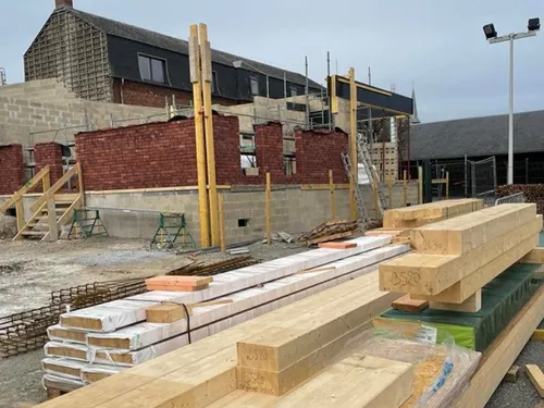 Saint-Hilaire-sur-Helpe : les travaux d’extension de l’école et un...