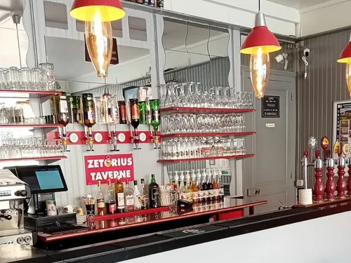 Le Nouvion-en-Thiérache : la mise en vente de la taverne « Le...