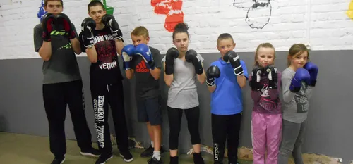 8 jeunes boxeurs de Wignehies seront à l'Open Mondial de boxe...