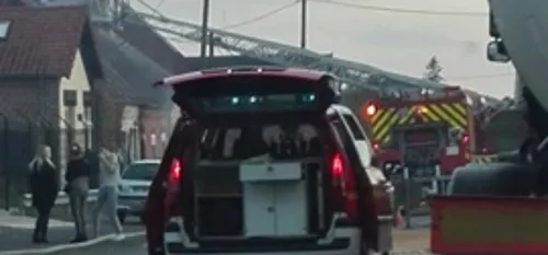 Louvignies-Quesnoy - Violent incendie d'une maison Route Nationale,...