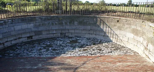 Ohain : un abreuvoir à chevaux, unique au Nord de Paris, cherche...
