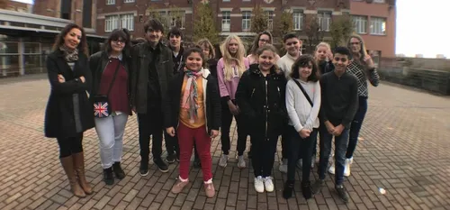 Des élèves du collège Ernest-Coutelle de Maubeuge deviennent des...