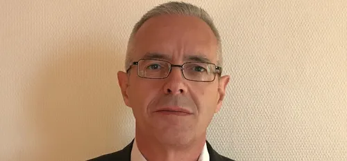 Fermeture d'une classe à l'Atrium de Bavay - Jean-Yves Bessol, "Il...