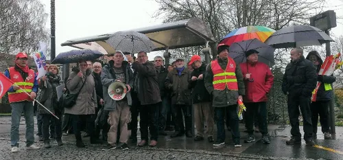 Hausse de la CSG : une centaine de retraités de Sambre Avesnois...