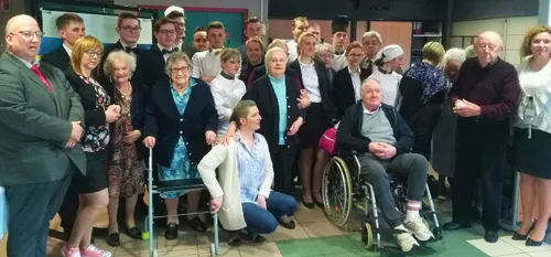 Avesnes-sur-Helpe : 40 seniors et lycéens préparent "Le Parcours...