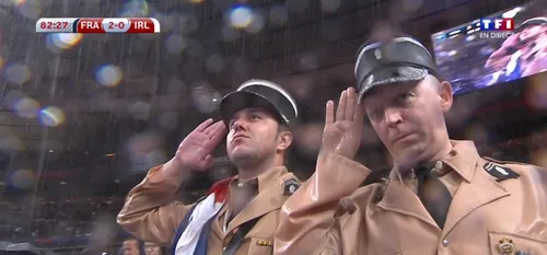 Humour - Ces Gendarmes de Saint-Trophez viennent de Rousies,...