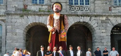 Maubeuge - Près de 20 000 personnes pour le traditionnel Cortège...