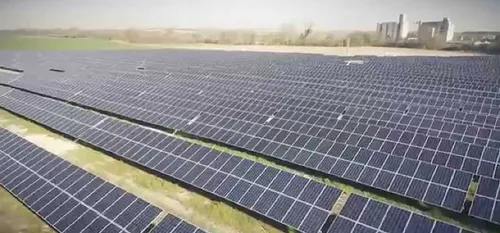 Pont-sur-Sambre - Le projet de ferme solaire de la société Quadran...