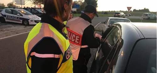 Opération transfrontalière sur l’arrondissement : 110 membres des...