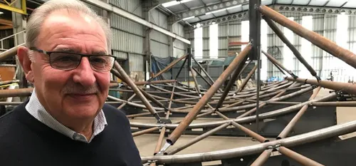 Aulnoye-Aymeries - Couverture de la rue piétonne, un puzzle géant...