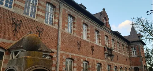 Le château des Carmes à Trélon appelé à être transformé en un...