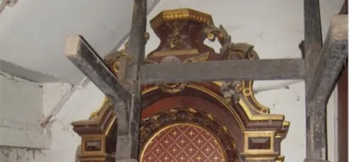 Première Vente de Livres pour restaurer l'Eglise de Larouillies,...