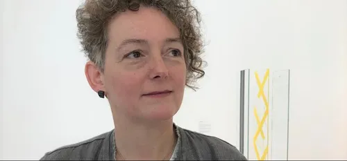 MusVerre - La britannique Sally Fawkes expose "Vice et Versa"