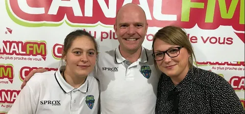 La Minute de l'Entente - Ces filles qui en surprennent plus d'un...