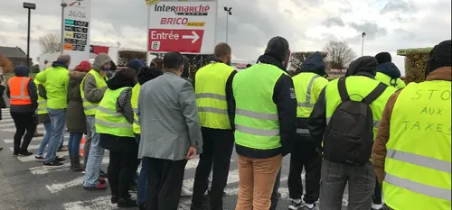 Blocage d'Intermarché d'Aulnoye-Aymeries, "70 000€ de pertes pour...