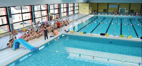Hautmont : la fermeture annoncée de la piscine André Leduc fait des...