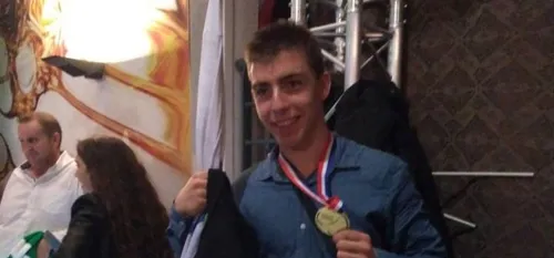 Sars-Poteries - Benoît Bouchez, médaillé d'Or aux Olympiades des...