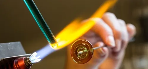 MusVerre : chalumeau et perles de verre ce weekend.