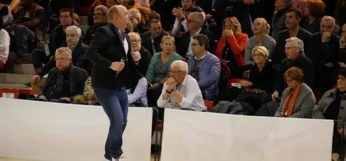 La Minute de l'ASA Basket - Nicolas Thérin, le dynamique speaker de...