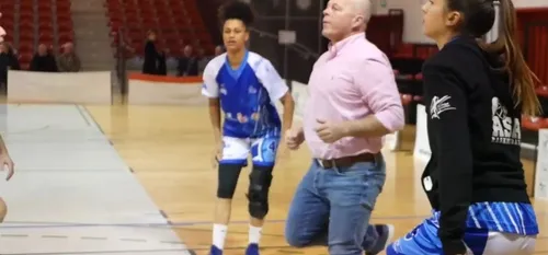 La Minute de l'ASA Basket - Sylvain Jourdain vient au petit soin...