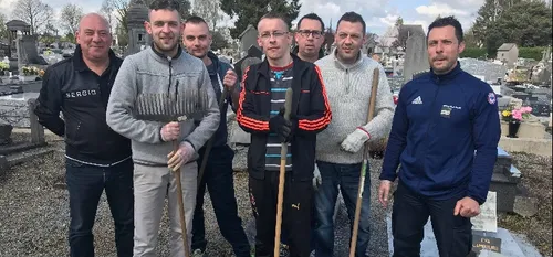 Maubeuge - Des détenus du Centre Pénitentiaire nettoient les...