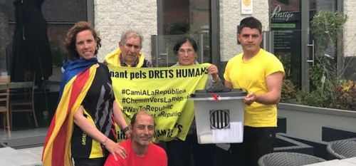 Des indépendantistes Catalans en marche vers le Parlement Européen,...