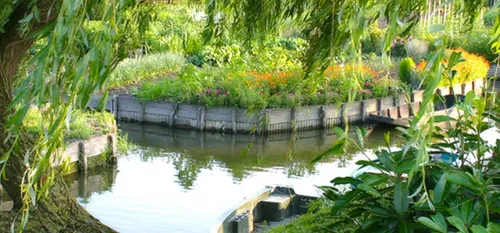 Un voyage artistique et paysager au cœur des hortillonnages d’Amiens