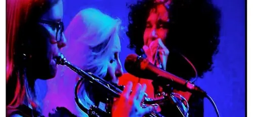 JOLY JAZZ / Atomic Ladies