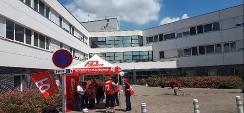 Maubeuge - La Polyclinique passe devant le Tribunal de Commerce de...