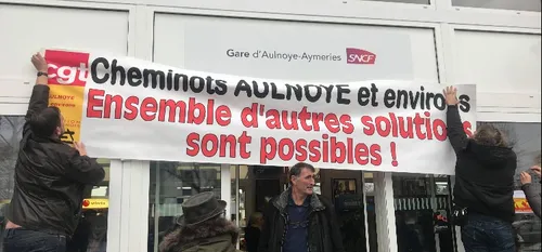 Grève, 23ème jour - Les cheminots ont fait un repas de Noël dans la...