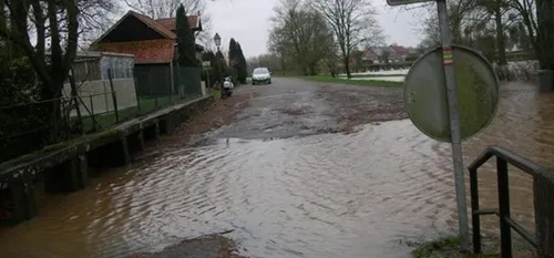 ATTENTION AUX ROUTES INONDEES