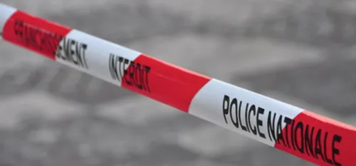 Maubeuge - Un individu crache du sang au visage des policiers en...