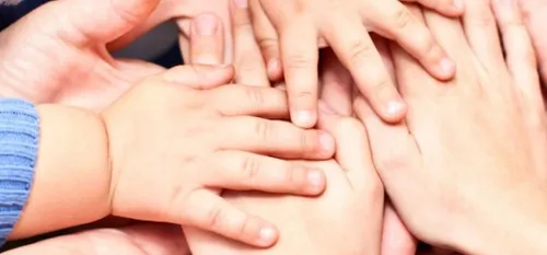 8 enfants à la maison en plein confinement, une Maman témoigne