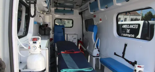 Colère des Ambulanciers, pas prévenus des cas de Covid qu’ils...