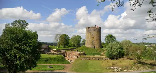 Guise : le chateau fort se visite encore cette semaine