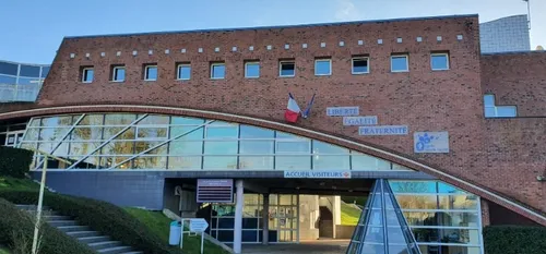 Un élève en BTS du lycée Camille-Claudel testé positif et un cas...