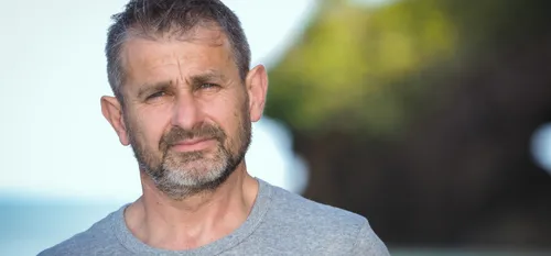 Koh Lanta : Fabrice débriefe avec nous le 6eme épisode