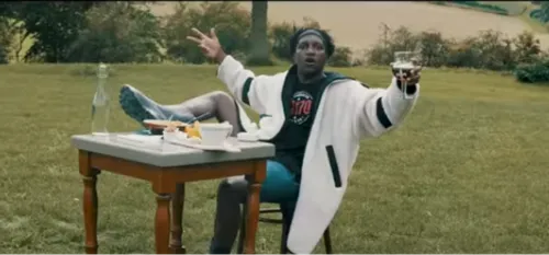 Saque Din gamin ! Kamini est de retour