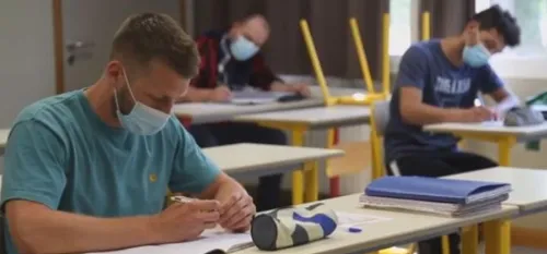 Protocole au lycée – « A revoir en urgence », alerte Manoëlle Martin