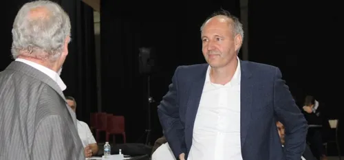 Nicolas Dosen, Président de la 3CA, inquiet de la situation...