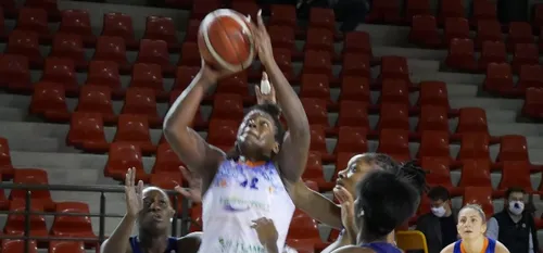 Basket - L'AS Aulnoye-Aymeries en démonstration (105-59) démarre...