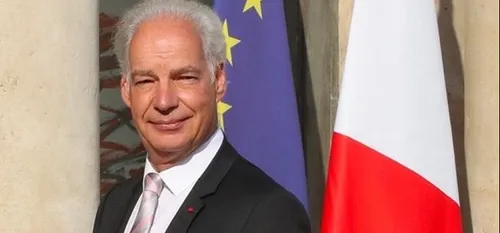 Crise Covid - Alain Griset, Ministre des TPE-PME répond aux...