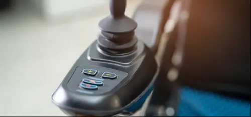 SOLIDARITE : on aide Amandine pour financer son fauteuil !