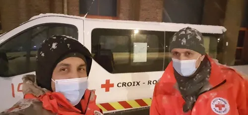 Grand Froid - Qu'importe les conditions, les bénévoles de la Croix...