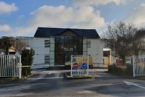 Une demande d'annulation des 12 millions d’euros de dettes cumulées...