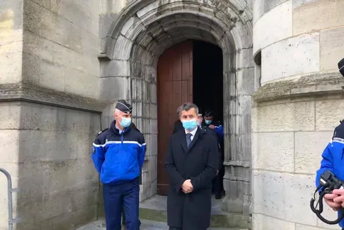 Incendie à la Collégiale d'Avesnes - La visite du Ministre de...